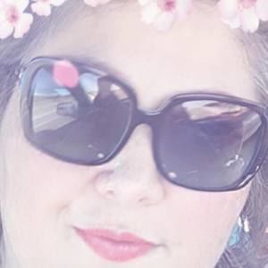 Meet your Posher, Amada